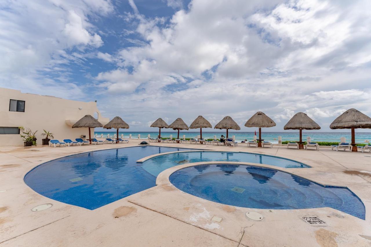 Sparkling Ocean View In Cancun Exterior photo